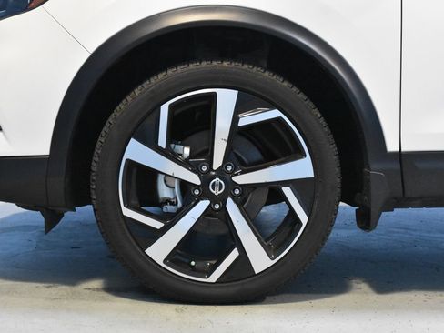 Certified 2022 Nissan Rogue Sport SL AWD/4WD image 20