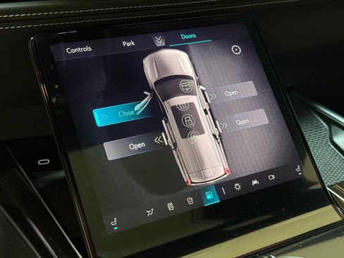 New 2025 Cadillac Escalade ESV Premium Luxury w/ Touring Package image 35