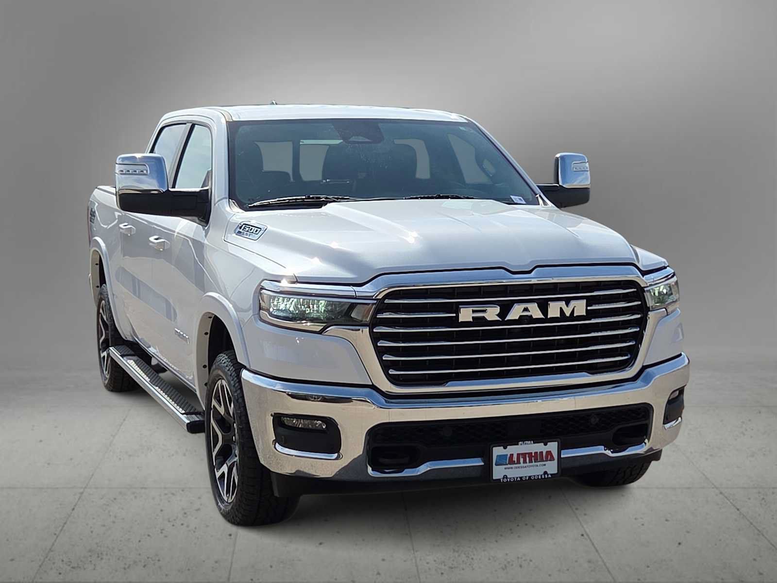 Used 2025 RAM 1500 Laramie w/ Trailer Tow Group AWD/4WD image 3