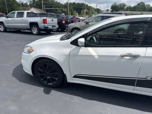 Used 2013 Dodge Dart Limited FWD image 4