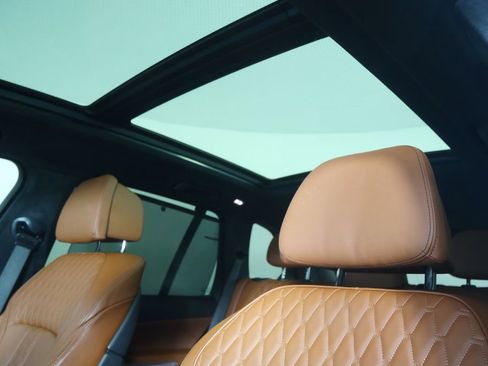 Used 2024 BMW X5 xDrive40i w/ Executive Package image 12