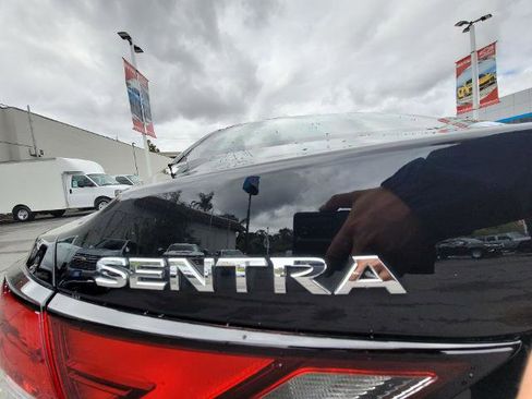 Used 2024 Nissan Sentra S FWD image 29