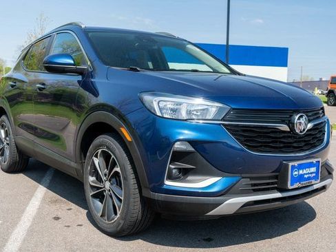 Used 2023 Buick Encore GX Select w/ Safety Package II FWD image 4
