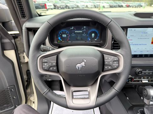 New 2026 Ford Bronco Big Bend w/ Black Diamond Package AWD/4WD image 39