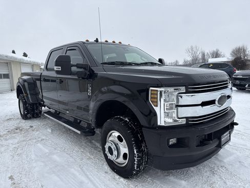 Used 2019 Ford F350 Lariat w/ Lariat Ultimate Package image 1