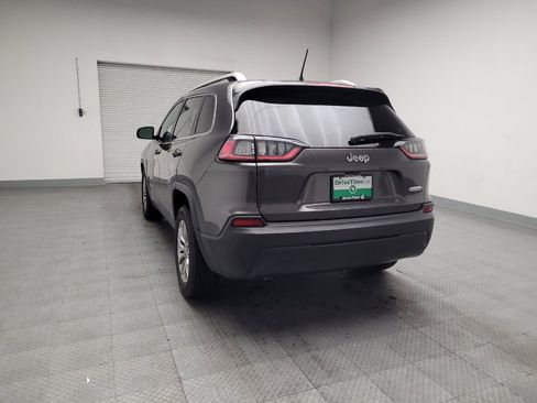 Used 2019 Jeep Cherokee Latitude Plus image 6