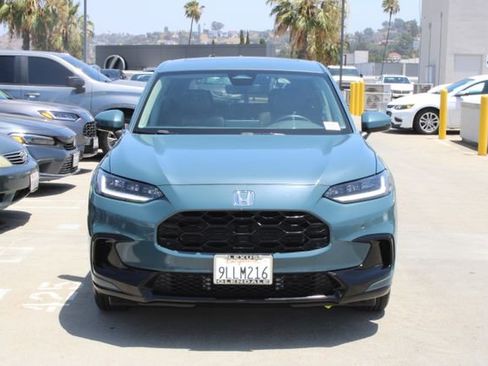 Used 2024 Honda HR-V EX-L image 2