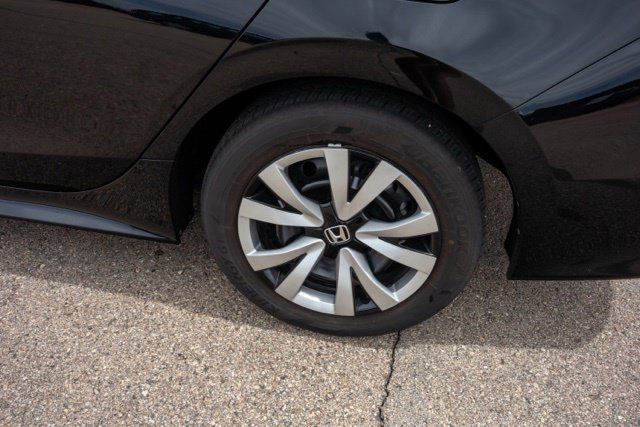 Used 2026 Honda Civic LX image 11