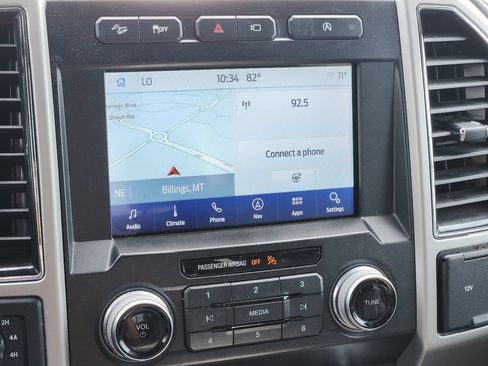 Used 2019 Ford F150 Lariat w/ Equipment Group 502A Luxury AWD/4WD image 6