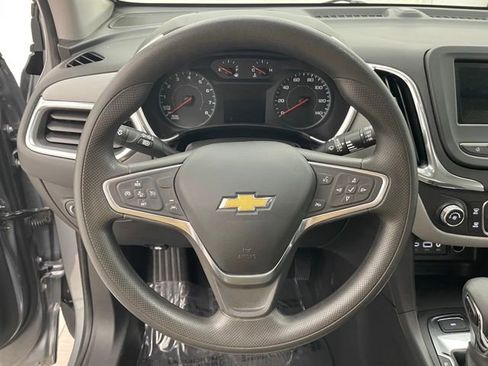 Used 2023 Chevrolet Equinox LS AWD/4WD image 10