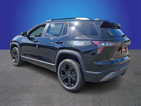 New 2026 Chevrolet Equinox LT w/ Midnight Edition image 4