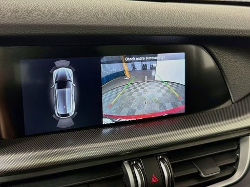 Used 2023 Alfa Romeo Stelvio Veloce AWD/4WD image 14
