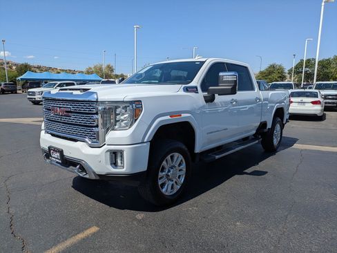 Used 2020 GMC Sierra 2500 Denali w/ Denali Ultimate Package AWD/4WD image 8