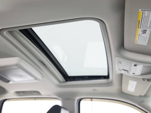 Used 2007 Chevrolet Avalanche LT w/ LT Preferred Equipment Group image 36