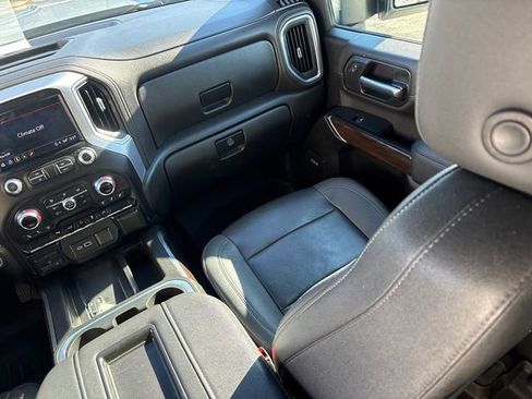 Used 2022 GMC Sierra 2500 SLT w/ SLT Premium Package image 20