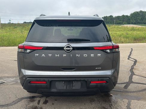 Used 2025 Nissan Pathfinder SV AWD/4WD image 4