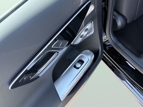 Used 2026 Mercedes-Benz C 300 Sedan w/ Exclusive Trim Package image 28