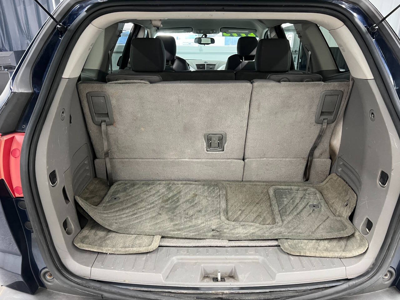 Used 2012 Chevrolet Traverse LS FWD image 13