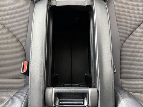 Certified 2023 Toyota Highlander L FWD image 30