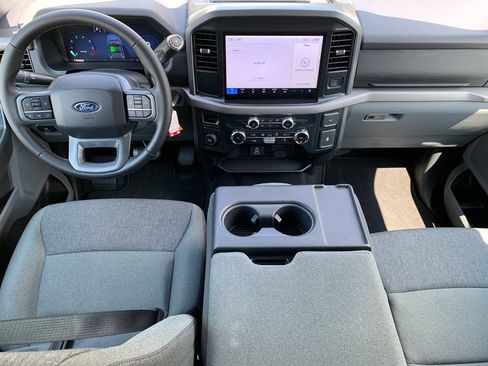 Used 2025 Ford F150 XLT w/ Equipment Group 301A Standard RWD image 14