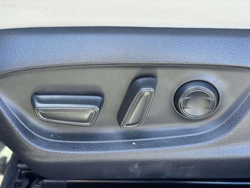 Certified 2023 Toyota Camry SE image 16