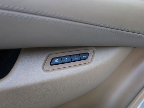 Used 2017 Cadillac Escalade ESV Platinum image 5