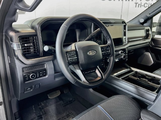Used 2026 Ford F450 Platinum AWD/4WD image 3