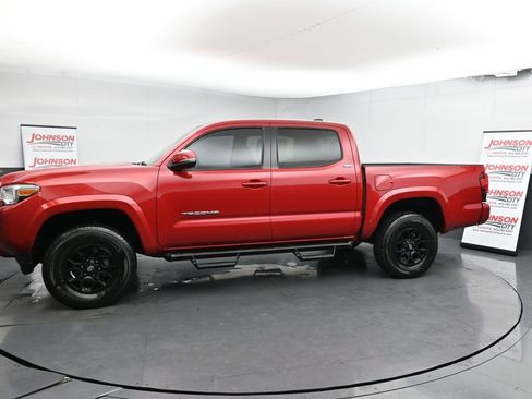 Used 2020 Toyota Tacoma SR5 image 5
