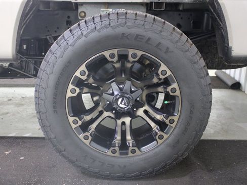 Used 2019 Ford F250 Lariat w/ Chrome Package image 29