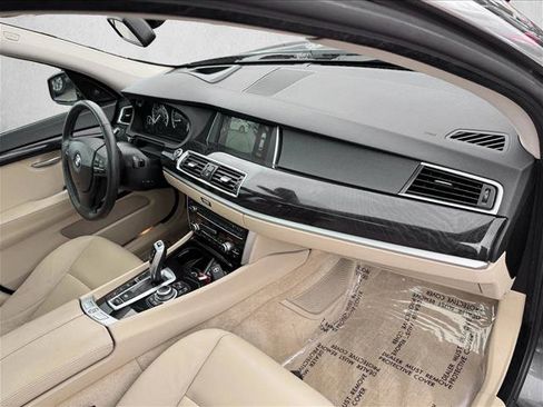 Used 2013 BMW 535i Gran Turismo xDrive image 19