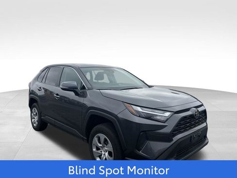 Used 2023 Toyota RAV4 LE image 3