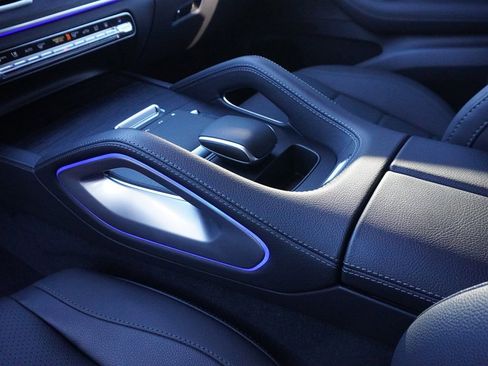 Used 2025 Mercedes-Benz GLE 450e GLE 450e image 64