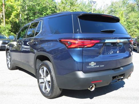 Used 2022 Chevrolet Traverse LT w/ LT Premium Package image 8