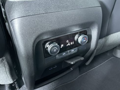 New 2025 Buick Enclave Preferred w/ Power Package image 21