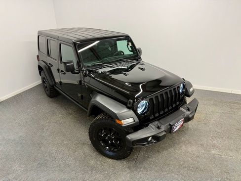 Used 2023 Jeep Wrangler Willys image 4