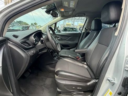 Used 2022 Buick Encore Preferred w/ Safety Package AWD/4WD image 12
