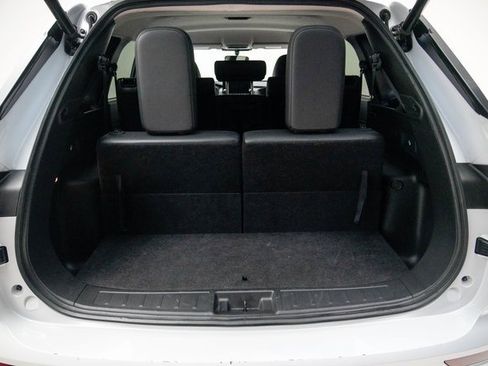 Used 2024 Mitsubishi Outlander SE image 10