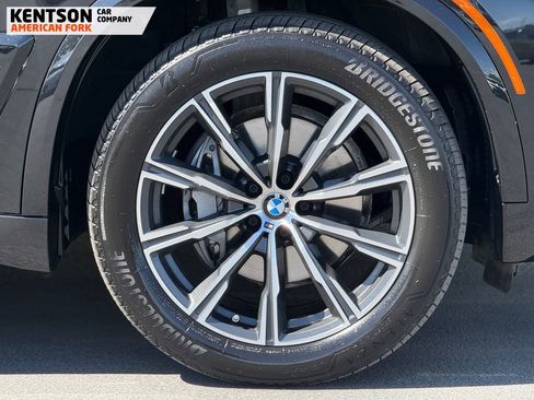 Used 2026 BMW X5 xDrive40i w/ M Sport Package AWD/4WD image 13