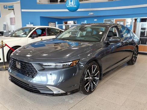 Certified 2025 Honda Accord Touring image 1