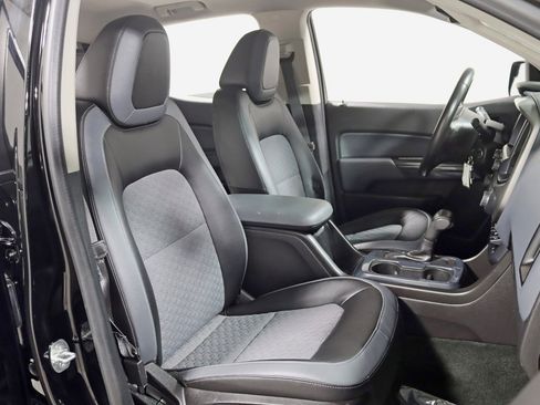 Used 2015 Chevrolet Colorado Z71 image 23