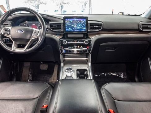 Used 2023 Ford Explorer Limited AWD/4WD image 28