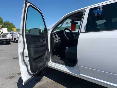 Used 2016 RAM 2500 Tradesman RWD image 7