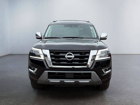 Used 2023 Nissan Armada Platinum w/ Captain's Chairs Package AWD/4WD image 8