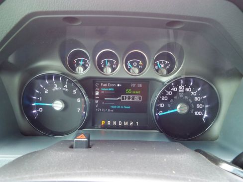 Used 2016 Ford F250 XLT w/ XLT Value Package AWD/4WD image 14
