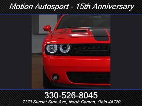 Used 2016 Dodge Challenger R/T w/ Blacktop Package image 5
