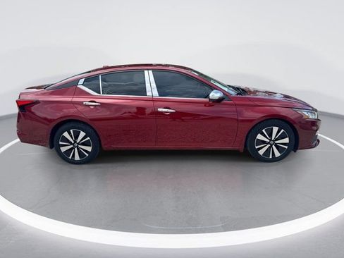 Used 2021 Nissan Altima 2.5 SV FWD image 5