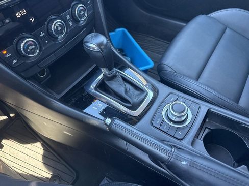 Used 2015 MAZDA MAZDA6 Touring w/ Touring Technology Package image 24