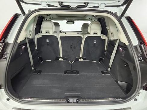 New 2026 Volvo XC90 T8 Ultra w/ Protection Package Premier AWD/4WD image 45