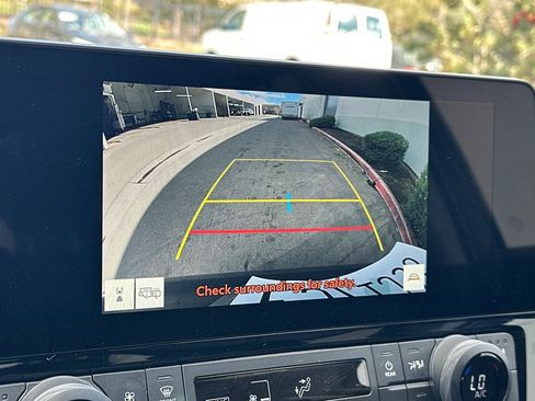 Used 2026 Toyota Grand Highlander XLE image 27