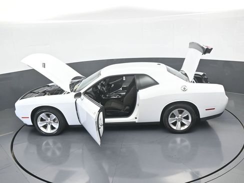 Used 2023 Dodge Challenger SXT image 58